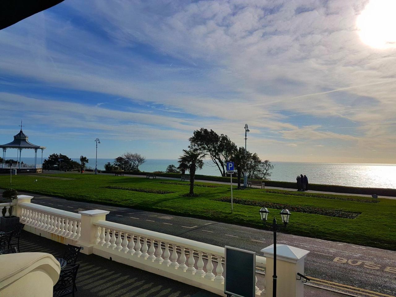 The View Hotel Folkestone, A Member Of Radisson Individuals Екстер'єр фото